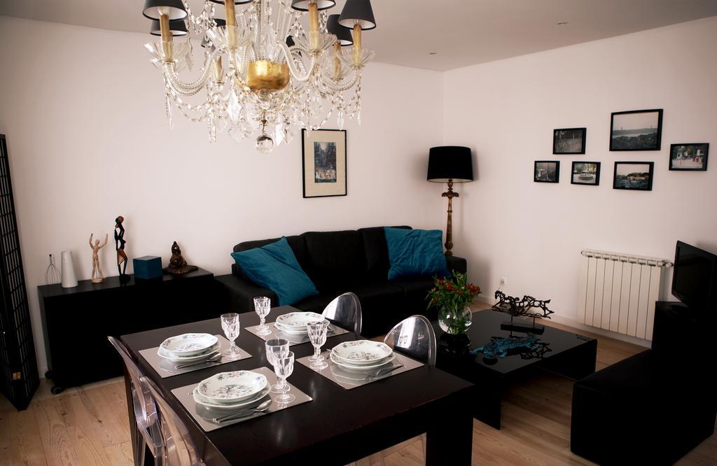 Triplex With Garage - Praca Das Flores Lisboa Δωμάτιο φωτογραφία